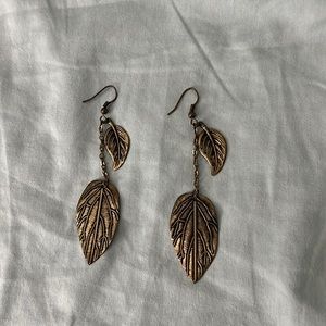 Dangling Feather Earrings